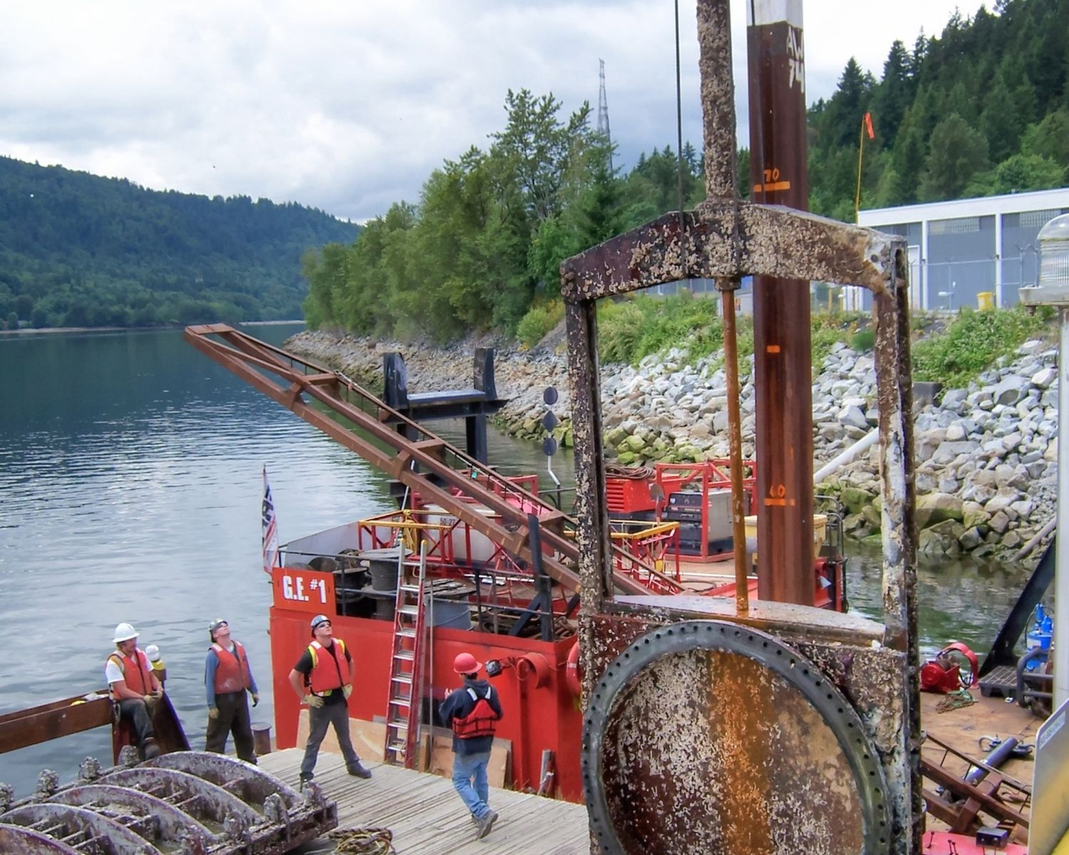 Removed gate on the barge deck